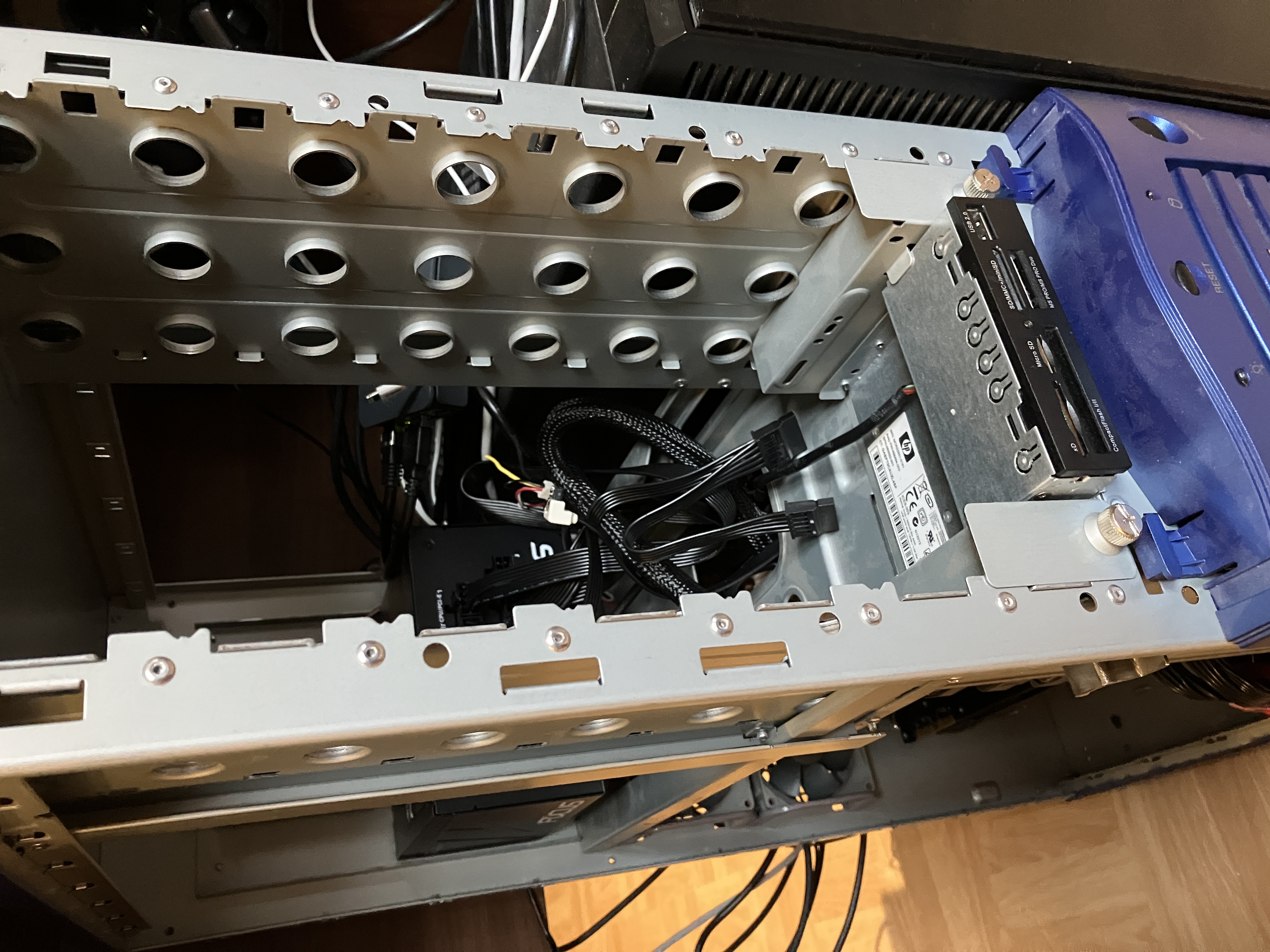 the 5.25″ bays