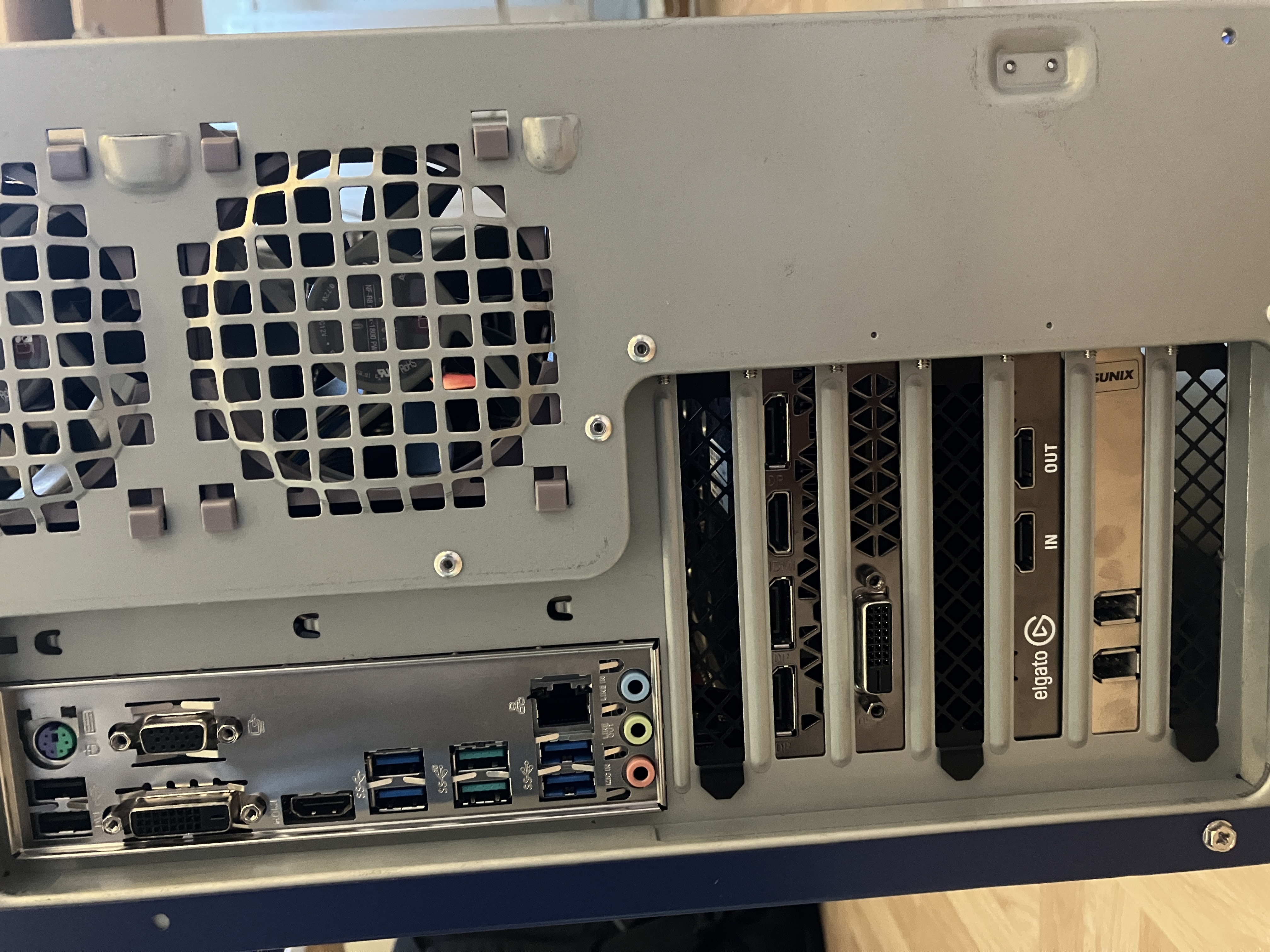 rear I/O
